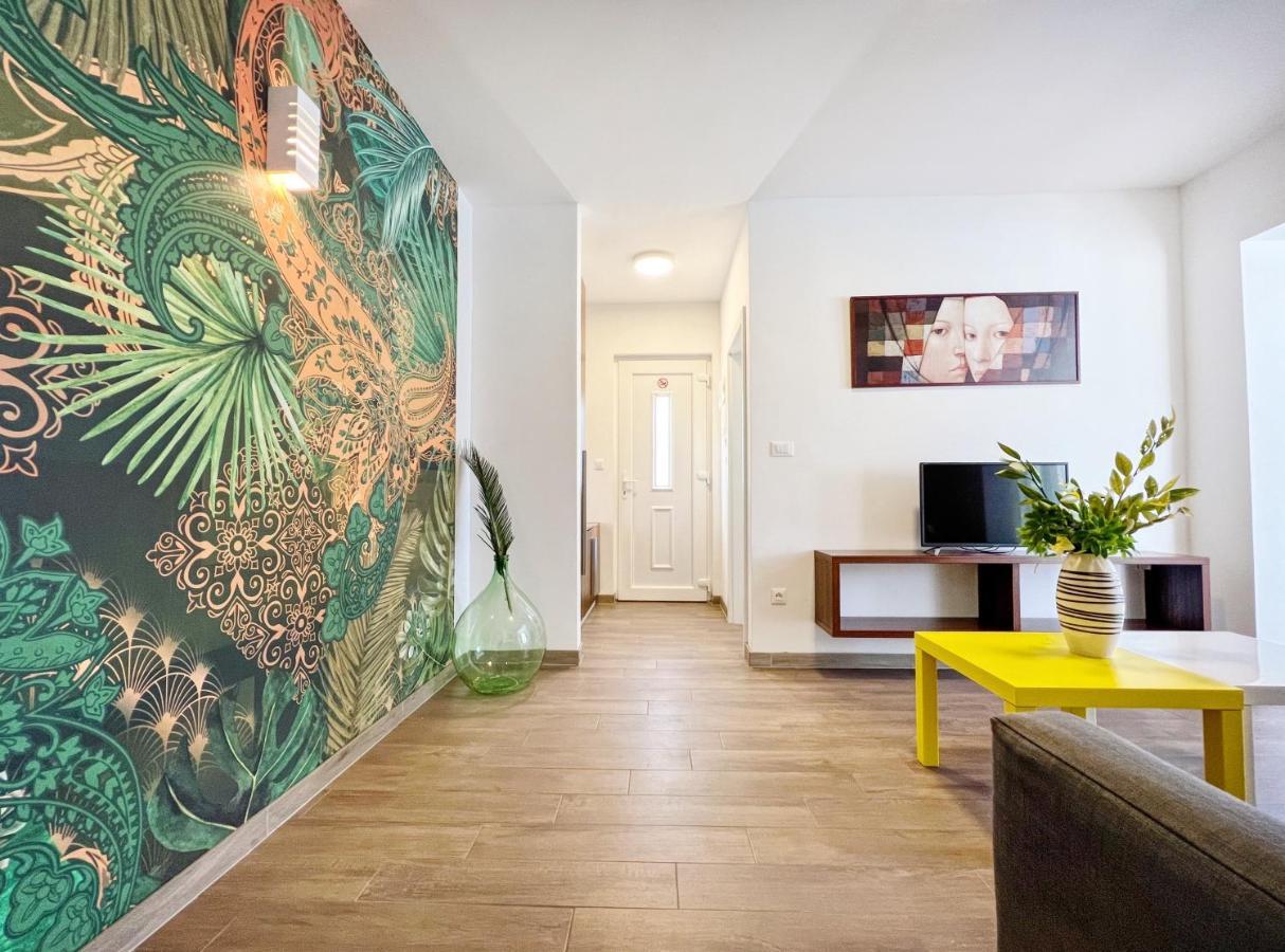 Apartments Teodora Maria Novigrad Istria Kültér fotó
